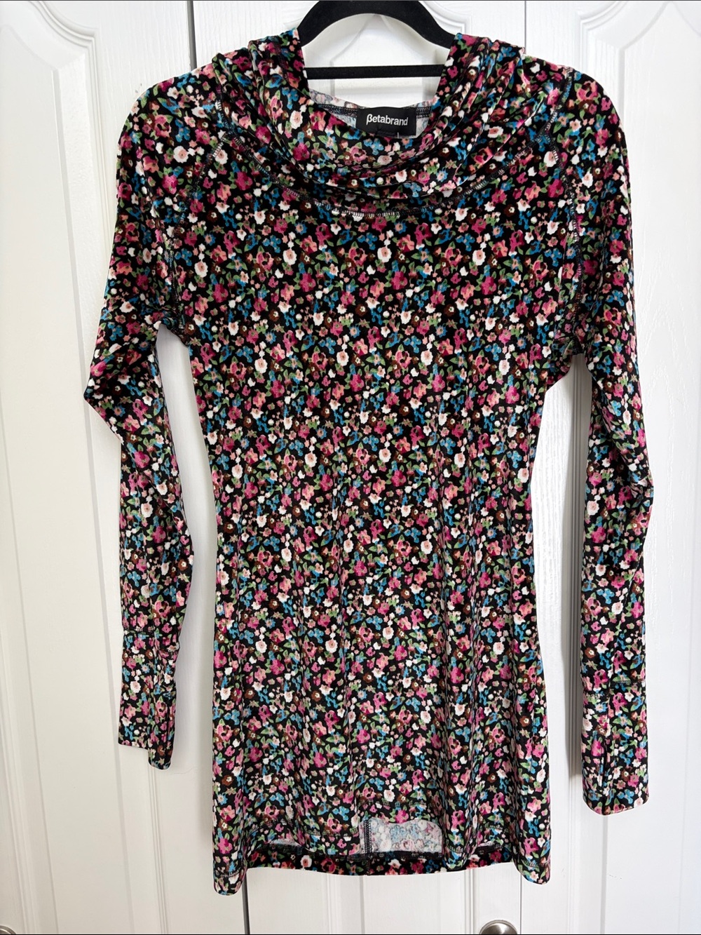 Betabrand Black Floral Long Sleeve Funnel Neck Hooded Pullover Top S